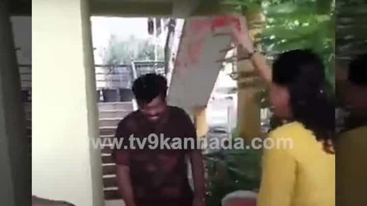 ಬಿಗ್ ಬಾಸ್ ಗೆದ್ದ ಮಂಜುಗೆ ವೆಲ್ಕಮ್ ಹೇಗಿತ್ತು? ಇಲ್ಲಿದೆ ವಿಡಿಯೋ ಬಿಗ್ ಬಾಸ್ ಗೆದ್ದ ಮಂಜುಗೆ ವೆಲ್ಕಮ್ ಹೇಗಿತ್ತು? ಇಲ್ಲಿದೆ ವಿಡಿಯೋ