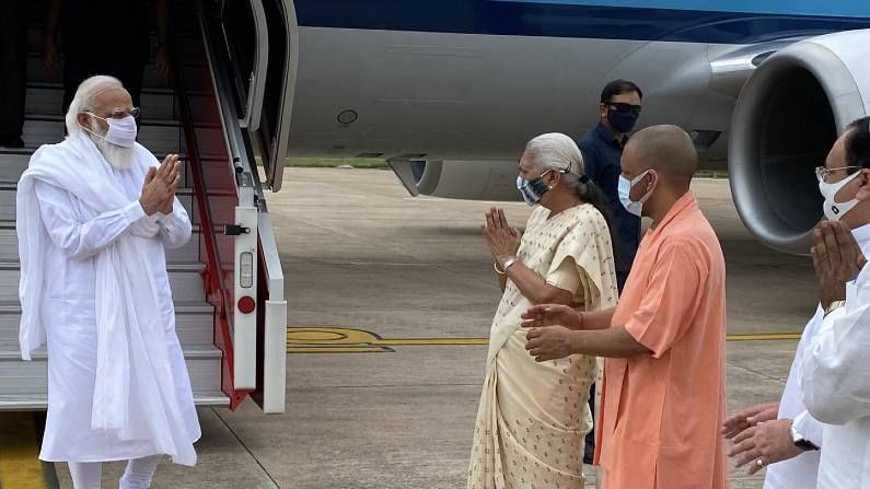 ಕಲ್ಯಾಣ್ ಸಿಂಗ್ ಅಂತಿಮ ದರ್ಶನ ಪಡೆಯಲು ಲಖನೌಗೆ ಬಂದ ಪ್ರಧಾನಿ ಮೋದಿ; ನಾಳೆ ಗಂಗಾನದಿ ತಟದಲ್ಲಿ ಅಂತ್ಯಕ್ರಿಯೆ ಕಲ್ಯಾಣ್ ಸಿಂಗ್ ಅಂತಿಮ ದರ್ಶನ ಪಡೆಯಲು ಲಖನೌಗೆ ಬಂದ ಪ್ರಧಾನಿ ಮೋದಿ; ನಾಳೆ ಗಂಗಾನದಿ ತಟದಲ್ಲಿ ಅಂತ್ಯಕ್ರಿಯೆ