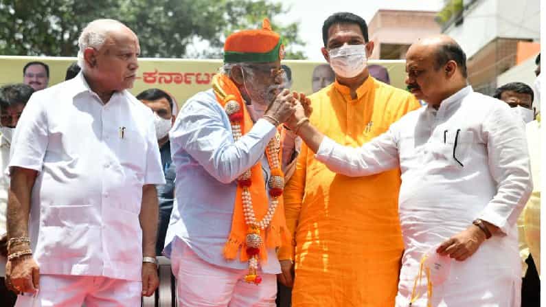 N Mahesh: ಕೊಳ್ಳೇಗಾಲದ ಬಿಎಸ್ಪಿ ಉಚ್ಛಾಟಿತ ಶಾಸಕ ಎನ್. ಮಹೇಶ್ ಬಿಜೆಪಿಗೆ ಸೇರ್ಪಡೆ N Mahesh: ಕೊಳ್ಳೇಗಾಲದ ಬಿಎಸ್ಪಿ ಉಚ್ಛಾಟಿತ ಶಾಸಕ ಎನ್. ಮಹೇಶ್ ಬಿಜೆಪಿಗೆ ಸೇರ್ಪಡೆ