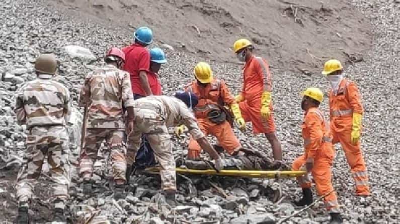 Kinnaur Landslide: ಹಿಮಾಚಲ ಪ್ರದೇಶದಲ್ಲಿ ಭೂಕುಸಿತ; ಸಾವನ್ನಪ್ಪಿದವರ ಸಂಖ್ಯೆ 23ಕ್ಕೆ ಏರಿಕೆ Kinnaur Landslide: ಹಿಮಾಚಲ ಪ್ರದೇಶದಲ್ಲಿ ಭೂಕುಸಿತ; ಸಾವನ್ನಪ್ಪಿದವರ ಸಂಖ್ಯೆ 23ಕ್ಕೆ ಏರಿಕೆ