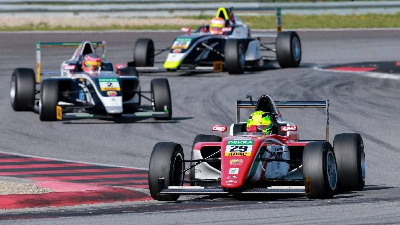 Formula 4 India: ಭಾರತೀಯ ಫಾರ್ಮುಲಾ ರೇಸಿಂಗ್​ಗೆ ಚಾಲನೆ: 4 ನಗರಗಳಲ್ಲಿ ನಡೆಯಲಿದೆ ಸ್ಪರ್ಧೆ