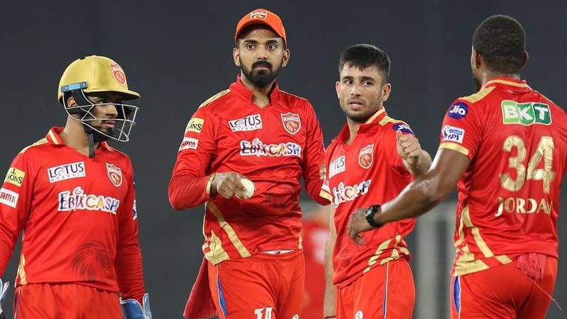 IPL 2021 ದ್ವಿತಿಯಾರ್ಧ ಆರಂಭಕ್ಕೂ ಮುನ್ನ ಆಸ್ಟ್ರೇಲಿಯಾ ಪ್ರಮುಖ ಆಟಗಾರರು ಹಿಂದೆ ಸರಿದಿದ್ದಾರೆ. ಹೀಗೆ ಟೂರ್ನಿಯ ಉಳಿದ ಪಂದ್ಯಗಳಿಗೆ ಅಲಭ್ಯರಾದವರಲ್ಲಿ ಪಂಜಾಬ್ ಕಿಂಗ್ಸ್​ ತಂಡದ ವೇಗದ ಅಸ್ತ್ರಗಳಾಗಿದ್ದ ಜೈ ರಿಚರ್ಡ್ಸನ್ ಹಾಗೂ ರಿಲೆ ಮೆರಿಡಿತ್ ಕೂಡ ಸೇರಿದ್ದರು.