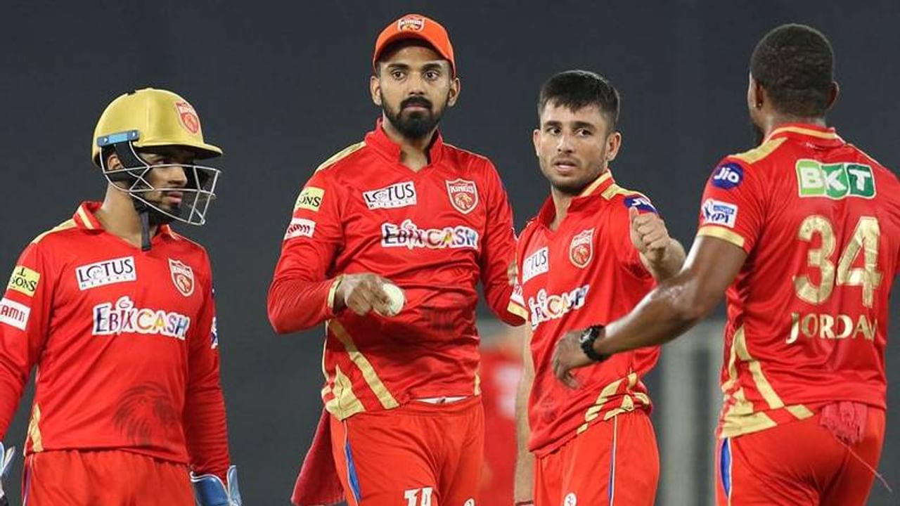 IPL 2021 ದ್ವಿತಿಯಾರ್ಧ ಆರಂಭಕ್ಕೂ ಮುನ್ನ ಆಸ್ಟ್ರೇಲಿಯಾ ಪ್ರಮುಖ ಆಟಗಾರರು ಹಿಂದೆ ಸರಿದಿದ್ದಾರೆ. ಹೀಗೆ ಟೂರ್ನಿಯ ಉಳಿದ ಪಂದ್ಯಗಳಿಗೆ ಅಲಭ್ಯರಾದವರಲ್ಲಿ ಪಂಜಾಬ್ ಕಿಂಗ್ಸ್​ ತಂಡದ ವೇಗದ ಅಸ್ತ್ರಗಳಾಗಿದ್ದ ಜೈ ರಿಚರ್ಡ್ಸನ್ ಹಾಗೂ ರಿಲೆ ಮೆರಿಡಿತ್ ಕೂಡ ಸೇರಿದ್ದರು.