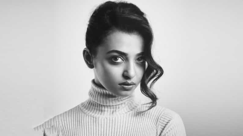 Radhika Apte: ನಗ್ನವಾಗಿ ಕಾಣಿಸಿಕೊಂಡ ರಾಧಿಕಾ ಆಪ್ಟೆ; ಅವರನ್ನು ಬ್ಯಾನ್ ಮಾಡಿ ಎಂದ ನೆಟ್ಟಿಗರು Radhika Apte: ನಗ್ನವಾಗಿ ಕಾಣಿಸಿಕೊಂಡ ರಾಧಿಕಾ ಆಪ್ಟೆ; ಅವರನ್ನು ಬ್ಯಾನ್ ಮಾಡಿ ಎಂದ ನೆಟ್ಟಿಗರು