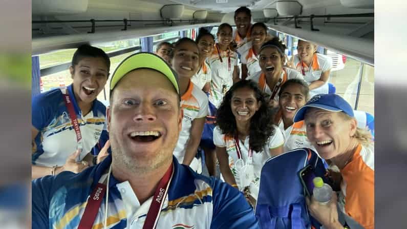 ‘ಚಕ್ ದೇ ಇಂಡಿಯಾ ಪಾರ್ಟ್ 2’ ಮಾಡುವ ಸಮಯ ಬಂದಿದೆ: ಭಾರತದ ವನಿತೆಯರ ಹಾಕಿ ಕೋಚ್ ಜೋರ್ಡ್ ಮರಿಜ್ನೆ ‘ಚಕ್ ದೇ ಇಂಡಿಯಾ ಪಾರ್ಟ್ 2’ ಮಾಡುವ ಸಮಯ ಬಂದಿದೆ: ಭಾರತದ ವನಿತೆಯರ ಹಾಕಿ ಕೋಚ್ ಜೋರ್ಡ್ ಮರಿಜ್ನೆ