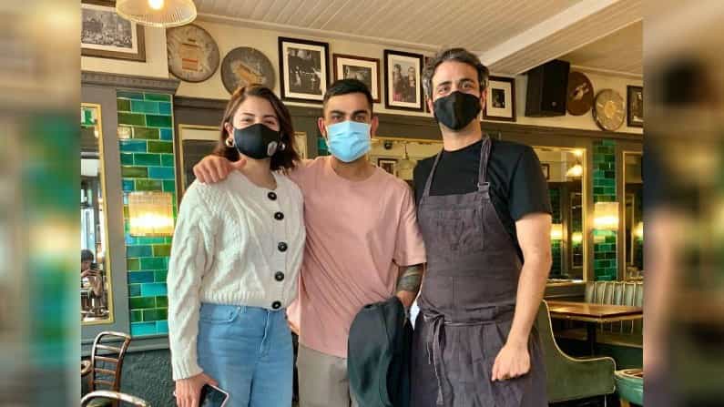 Anushka Sharma: ಲಾರ್ಡ್ಸ್ನಲ್ಲಿ ಭರ್ಜರಿ ಜಯದ ಬೆನ್ನಲ್ಲೇ ವಿಜಯದ ಭೋಜನ ಸವಿದ ವಿರುಷ್ಕಾ! Anushka Sharma: ಲಾರ್ಡ್ಸ್ನಲ್ಲಿ ಭರ್ಜರಿ ಜಯದ ಬೆನ್ನಲ್ಲೇ ವಿಜಯದ ಭೋಜನ ಸವಿದ ವಿರುಷ್ಕಾ!
