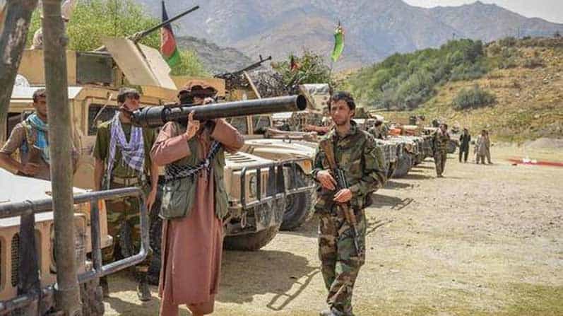 Panjshir: ಪಂಜ್ಶಿರ್ ನಿಯಂತ್ರಣಕ್ಕೆ ಹರಸಾಹಸ; ತಾಲಿಬಾನಿಗಳ ಬಗಲಲ್ಲಿ ದೊಣ್ಣೆ, ಬಾಯಲ್ಲಿ ಮಾತು Panjshir: ಪಂಜ್ಶಿರ್ ನಿಯಂತ್ರಣಕ್ಕೆ ಹರಸಾಹಸ; ತಾಲಿಬಾನಿಗಳ ಬಗಲಲ್ಲಿ ದೊಣ್ಣೆ, ಬಾಯಲ್ಲಿ ಮಾತು