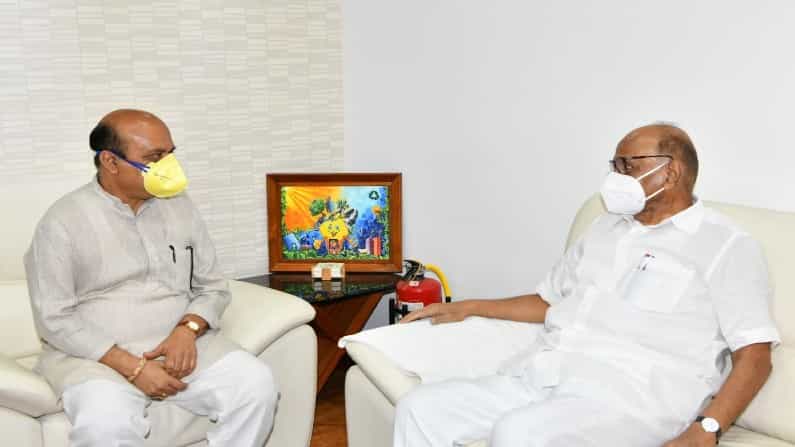 ಸಿಎಂ ಬಸವರಾಜ ಬೊಮ್ಮಾಯಿ - ಎನ್ಸಿಪಿ ಮುಖ್ಯಸ್ಥ ಶರದ್ ಪವಾರ್ ಭೇಟಿ; ನದಿ ನೀರು ಹಂಚಿಕೆ ಕುರಿತು ಮಾತುಕತೆ