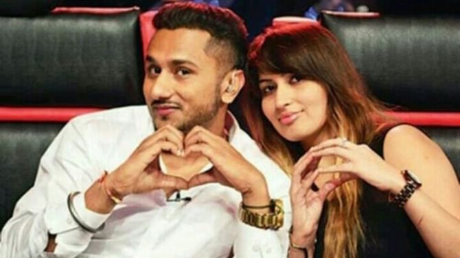 ‘ನಿಮ್ಮಲ್ಲಿ ಹೊಂದಾಣಿಕೆ ಸಾಧ್ಯವೇ ನೋಡಿ’; ಹನಿ ಸಿಂಗ್​-ಶಾಲಿನಿ ದಂಪತಿಗೆ ಜಡ್ಜ್​ ಸಲಹೆ