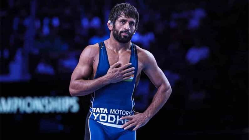 Tokyo Olympics: ಕ್ವಾರ್ಟರ್ ಫೈನಲ್ಗೆ ಲಗ್ಗೆಯಿಟ್ಟ ಕುಸ್ತಿಪಟು ಭಜರಂಗ್ ಪುನಿಯ: ಸೀಮಾ ಬಿಸ್ಲಾಗೆ ಸೋಲು Tokyo Olympics: ಕ್ವಾರ್ಟರ್ ಫೈನಲ್ಗೆ ಲಗ್ಗೆಯಿಟ್ಟ ಕುಸ್ತಿಪಟು ಭಜರಂಗ್ ಪುನಿಯ: ಸೀಮಾ ಬಿಸ್ಲಾಗೆ ಸೋಲು