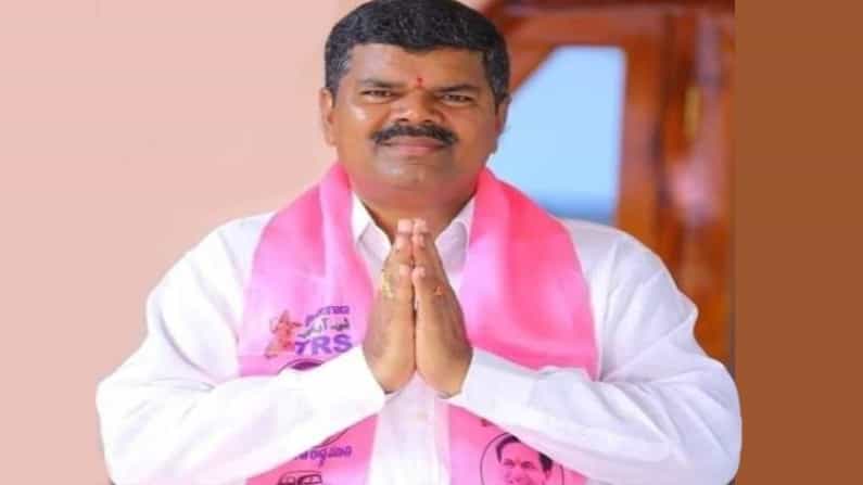 ಅಸೆಂಬ್ಲಿ ಚುನಾವಣೆಯಲ್ಲಿ ಹಣ ಹಂಚಿಕೆ ಮಾಡಿದ ತಪ್ಪಿಗೆ ಮಾಜಿ ಶಾಸಕನಿಗೆ ಜೈಲು ಶಿಕ್ಷೆ ವಿಧಿಸಿದ ಪ್ರಜಾ ಪ್ರತಿನಿಧಿ ಕೋರ್ಟ್ ಅಸೆಂಬ್ಲಿ ಚುನಾವಣೆಯಲ್ಲಿ ಹಣ ಹಂಚಿಕೆ ಮಾಡಿದ ತಪ್ಪಿಗೆ ಮಾಜಿ ಶಾಸಕನಿಗೆ ಜೈಲು ಶಿಕ್ಷೆ ವಿಧಿಸಿದ ಪ್ರಜಾ ಪ್ರತಿನಿಧಿ ಕೋರ್ಟ್