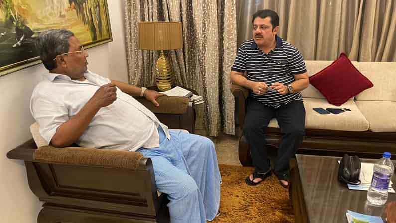 ಸಿದ್ದರಾಮಯ್ಯರನ್ನ ಭೇಟಿ ಮಾಡಿದ ಜಮೀರ್, ಜಿಂದಾಲ್ನಲ್ಲೇ ಕೂತು ಸಿದ್ದರಾಮಯ್ಯ ರಣತಂತ್ರ? ಸಿದ್ದರಾಮಯ್ಯರನ್ನ ಭೇಟಿ ಮಾಡಿದ ಜಮೀರ್, ಜಿಂದಾಲ್ನಲ್ಲೇ ಕೂತು ಸಿದ್ದರಾಮಯ್ಯ ರಣತಂತ್ರ?
