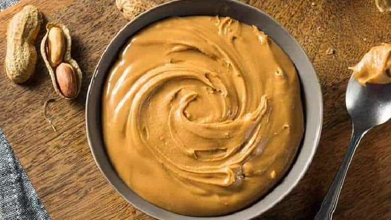 Peanut Butter: ಕಡಲೆಕಾಯಿಯಲ್ಲೂ ಬೆಣ್ಣೆ ತಯಾರಿಸಬಹುದು; ಇದು ಅನೇಕ ಆರೋಗ್ಯಕರ ಗುಣಗಳಿಂದ ಕೂಡಿದೆ Peanut Butter: ಕಡಲೆಕಾಯಿಯಲ್ಲೂ ಬೆಣ್ಣೆ ತಯಾರಿಸಬಹುದು; ಇದು ಅನೇಕ ಆರೋಗ್ಯಕರ ಗುಣಗಳಿಂದ ಕೂಡಿದೆ