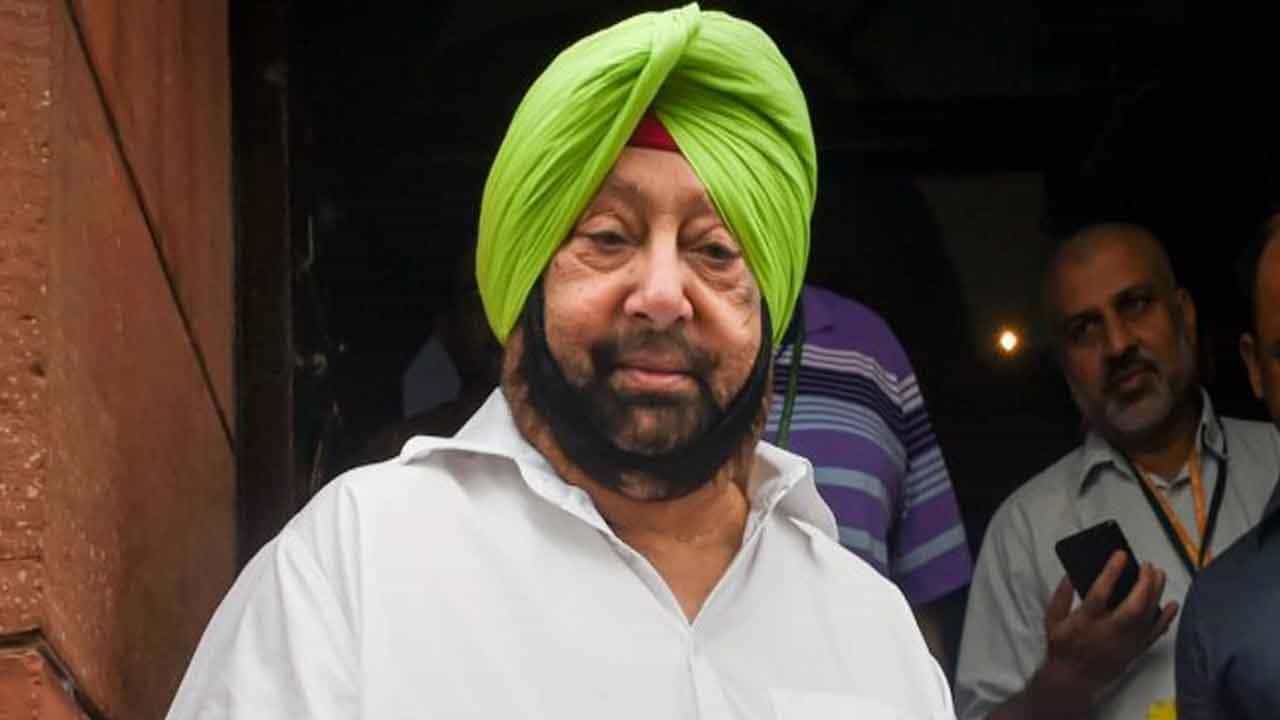 Amarinder Singh ರಾಹುಲ್ ಮತ್ತು ಪ್ರಿಯಾಂಕಾ ನನ್ನ ಮಕ್ಕಳಂತೆ; ನವಜೋತ್ ಸಿಂಗ್ ಸಿಧುವನ್ನು ಪಂಜಾಬ್ ಸಿಎಂ ಆಗಲು ಬಿಡಲ್ಲ: ಅಮರಿಂದರ್ ಸಿಂಗ್ Amarinder Singh ರಾಹುಲ್ ಮತ್ತು ಪ್ರಿಯಾಂಕಾ ನನ್ನ ಮಕ್ಕಳಂತೆ; ನವಜೋತ್ ಸಿಂಗ್ ಸಿಧುವನ್ನು ಪಂಜಾಬ್ ಸಿಎಂ ಆಗಲು ಬಿಡಲ್ಲ: ಅಮರಿಂದರ್ ಸಿಂಗ್
