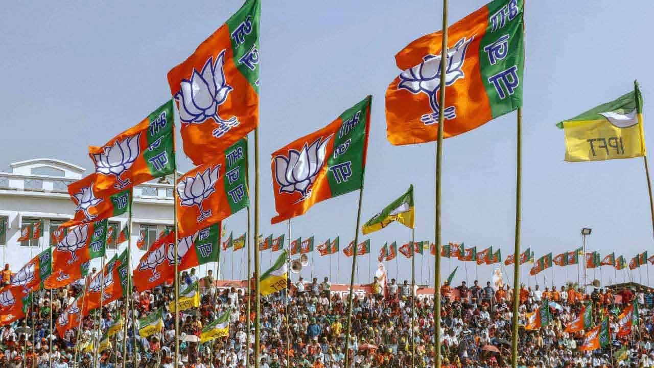 2022 ವಿಧಾನಸಭಾ ಚುನಾವಣೆಗೆ ಬಿಜೆಪಿ ಉಸ್ತುವಾರಿ ನೇಮಕ; ಉತ್ತರ ಪ್ರದೇಶಕ್ಕೆ ಧರ್ಮೇಂದ್ರ ಪ್ರಧಾನ್, ಉತ್ತರಾಖಂಡಕ್ಕೆ ಪ್ರಲ್ಹಾದ್ ಜೋಶಿ 2022 ವಿಧಾನಸಭಾ ಚುನಾವಣೆಗೆ ಬಿಜೆಪಿ ಉಸ್ತುವಾರಿ ನೇಮಕ; ಉತ್ತರ ಪ್ರದೇಶಕ್ಕೆ ಧರ್ಮೇಂದ್ರ ಪ್ರಧಾನ್, ಉತ್ತರಾಖಂಡಕ್ಕೆ ಪ್ರಲ್ಹಾದ್ ಜೋಶಿ