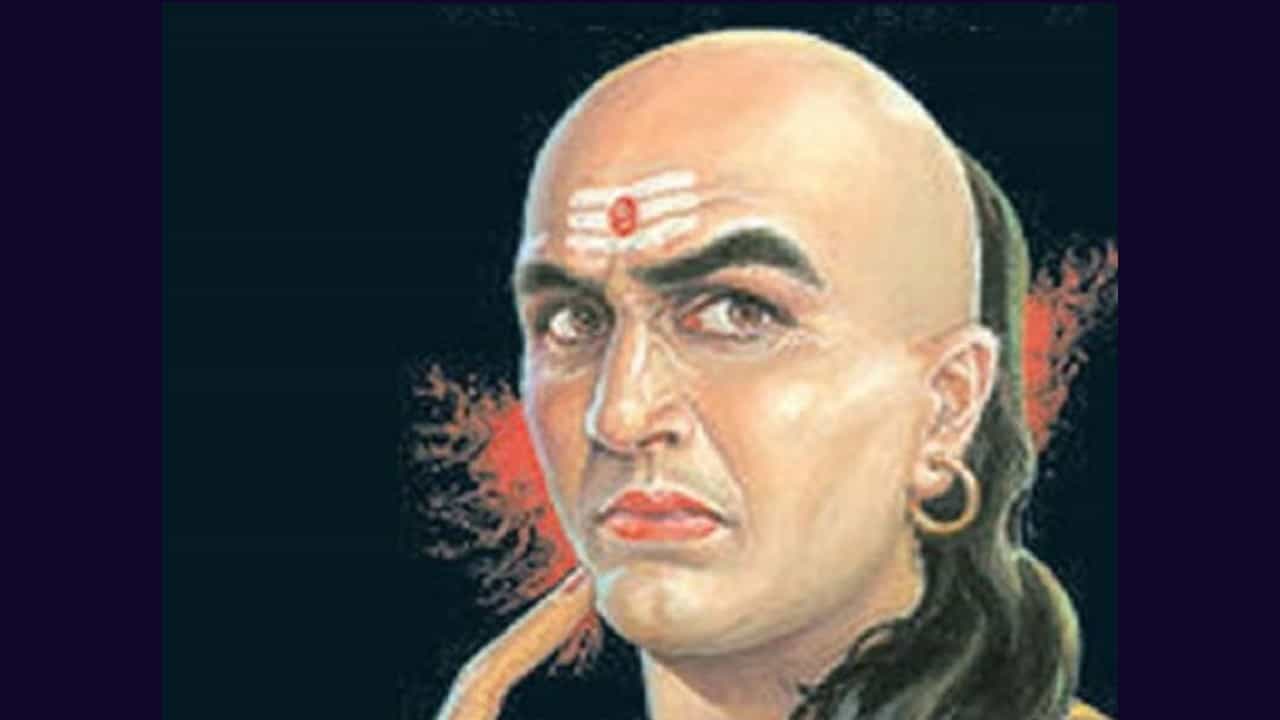 ಪ್ರತಿ ವ್ಯಕ್ತಿಗೂ 5 ಜನ ತಂದೆಯ ಸ್ಥಾನದಲ್ಲಿರುತ್ತಾರೆ ಎನ್ನುತ್ತಾನೆ ಚಾಣಕ್ಯ; ಅವರು ಯಾರ್ಯಾರು? ಪ್ರತಿ ವ್ಯಕ್ತಿಗೂ 5 ಜನ ತಂದೆಯ ಸ್ಥಾನದಲ್ಲಿರುತ್ತಾರೆ ಎನ್ನುತ್ತಾನೆ ಚಾಣಕ್ಯ; ಅವರು ಯಾರ್ಯಾರು?