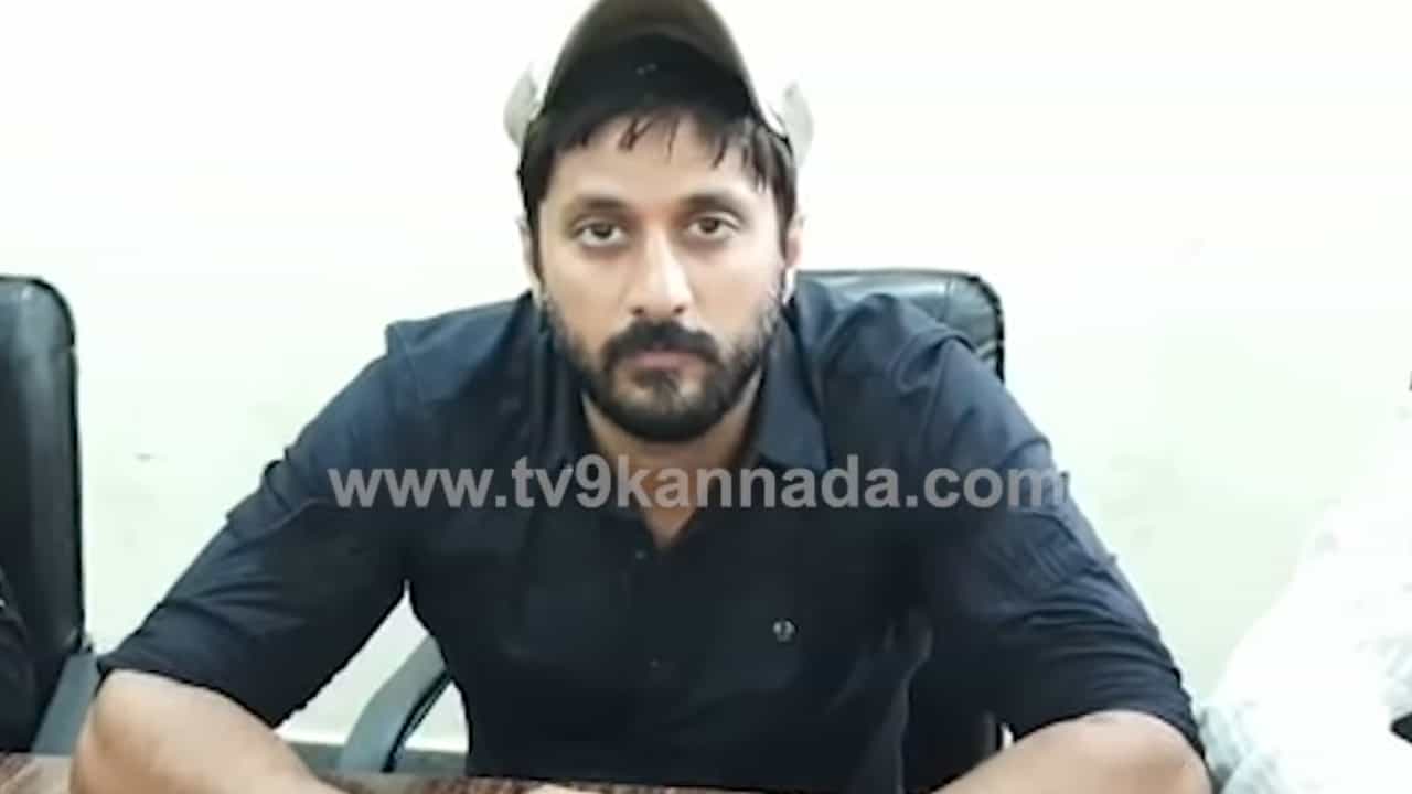 ‘ಡ್ರಗ್ಸ್ ಎಂಬುದು ಸಿನಿಮಾರಂಗಕ್ಕೆ ಸೀಮಿತ ಅಲ್ಲ, ಇದು ಟಿಆರ್ಪಿ ವಿಷಯವಲ್ಲ’: ನಟ ಚೇತನ್ ‘ಡ್ರಗ್ಸ್ ಎಂಬುದು ಸಿನಿಮಾರಂಗಕ್ಕೆ ಸೀಮಿತ ಅಲ್ಲ, ಇದು ಟಿಆರ್ಪಿ ವಿಷಯವಲ್ಲ’: ನಟ ಚೇತನ್