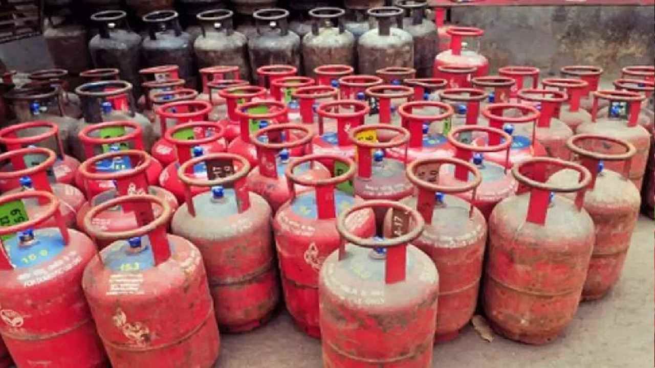 Gas Price Hike: ಅಕ್ಟೋಬರ್​ ತಿಂಗಳಿಂದ ಅಡುಗೆ ಅನಿಲ ದರ ಶೇ 57ರಷ್ಟು ಏರಿಕೆ ಸಾಧ್ಯತೆ