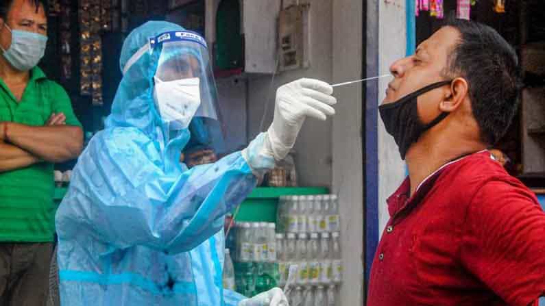 Coronavirus cases in India: ದೇಶದಲ್ಲಿ 41,965 ಹೊಸ ಕೊವಿಡ್ ಪ್ರಕರಣ ಪತ್ತೆ, 460 ಮಂದಿ ಸಾವು Coronavirus cases in India: ದೇಶದಲ್ಲಿ 41,965 ಹೊಸ ಕೊವಿಡ್ ಪ್ರಕರಣ ಪತ್ತೆ, 460 ಮಂದಿ ಸಾವು