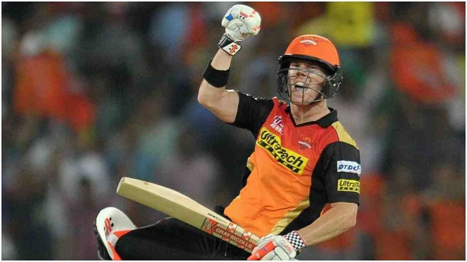 IPL 2021: ರೋಹಿತ್- ರೈನಾ ದಾಖಲೆ ಪುಡಿಪುಡಿ! ಇಂದಿನ ಪಂದ್ಯದಲ್ಲಿ ಡೇವಿಡ್ ವಾರ್ನರ್ ಮಾಡಲಿರುವ ದಾಖಲೆಗಳಿವು