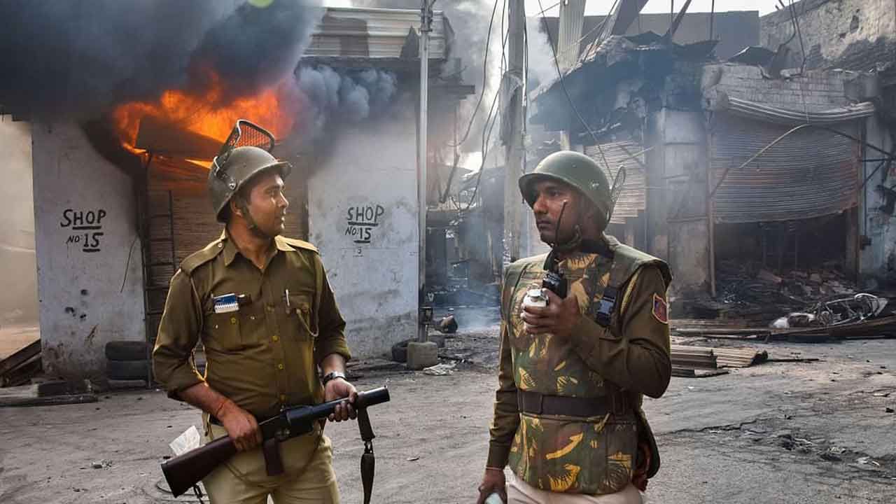 Delhi riots ನಗರದಲ್ಲಿ ಕಾನೂನು ಸುವ್ಯವಸ್ಥೆಗೆ ಭಂಗ ತರುವ ಪಿತೂರಿ, ದೆಹಲಿ ಗಲಭೆ ಆ ಕ್ಷಣದ ಪ್ರಚೋದನೆಯಿಂದ ನಡೆದಿದ್ದಲ್ಲ: ಹೈಕೋರ್ಟ್