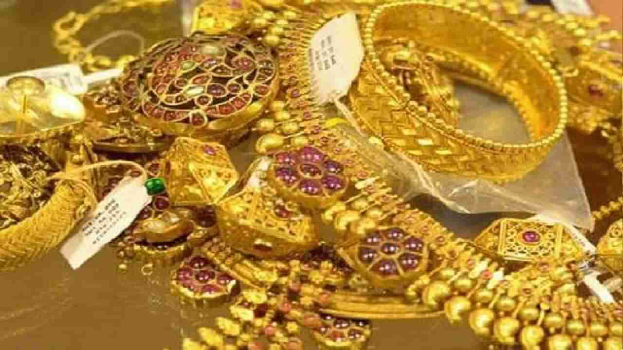 Gold Price Today: ಆಭರಣ ಪ್ರಿಯರಿಗೆ ಗುಡ್ ನ್ಯೂಸ್! ಬೆಂಗಳೂರಿನಲ್ಲಿ ಚಿನ್ನದ ಬೆಲೆ ಎಷ್ಟಿದೆ ಗೊತ್ತಾ?