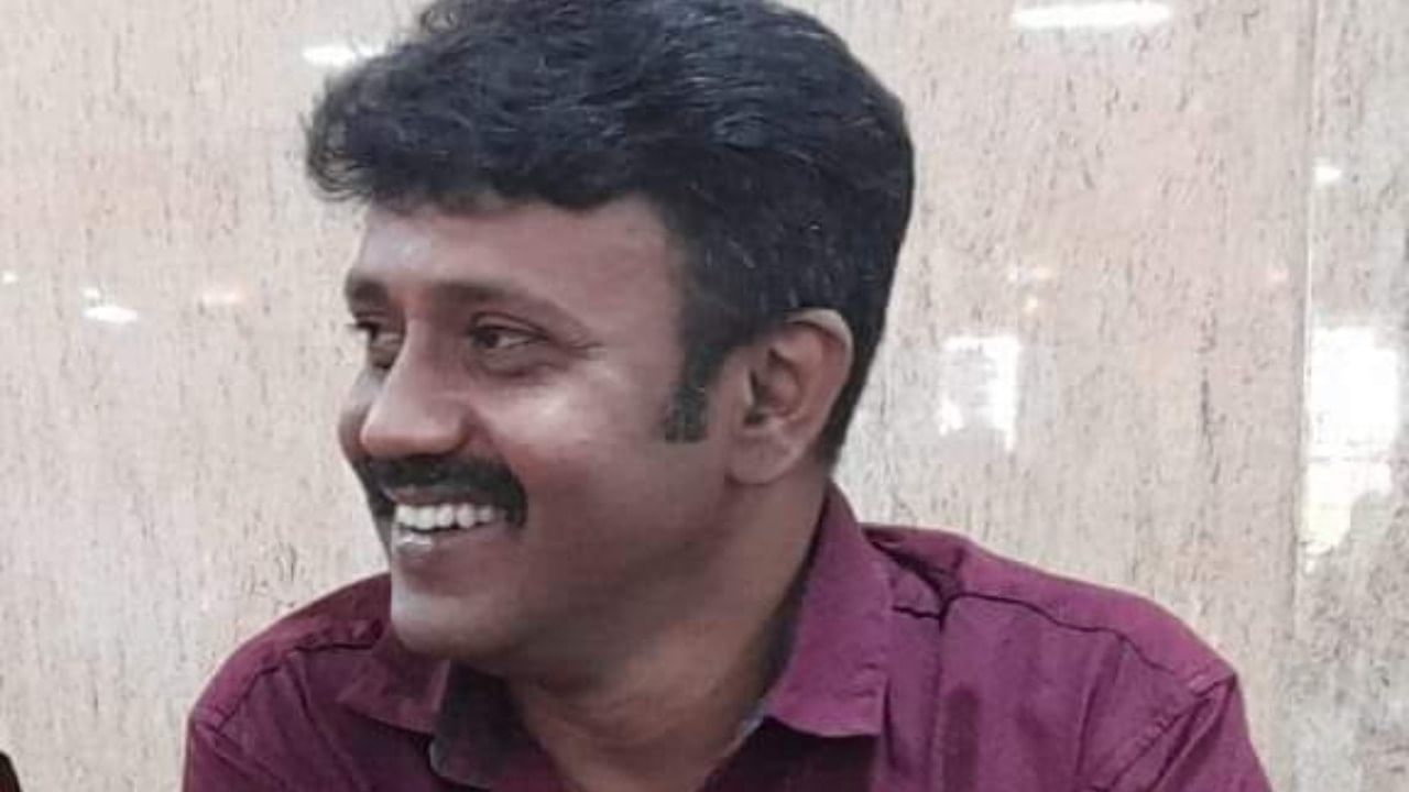 ಕನ್ನಡದ ಬಹುಬೇಡಿಕೆಯ ಡೈಲಾಗ್ ರೈಟರ್ ಗುರು ಕಶ್ಯಪ್ ನಿಧನ; ಕಂಬನಿ ಮಿಡಿಯುತ್ತಿರುವ ಸ್ಯಾಂಡಲ್ವುಡ್ ಕನ್ನಡದ ಬಹುಬೇಡಿಕೆಯ ಡೈಲಾಗ್ ರೈಟರ್ ಗುರು ಕಶ್ಯಪ್ ನಿಧನ; ಕಂಬನಿ ಮಿಡಿಯುತ್ತಿರುವ ಸ್ಯಾಂಡಲ್ವುಡ್