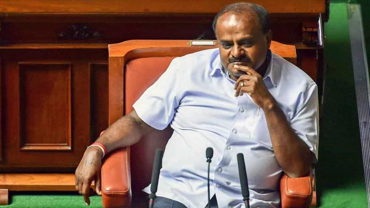 ಜಿಎಸ್ಟಿ, ಆಧಾರ್ ಯೋಜನೆ ಬಂದಿದ್ದೇ ಮನಮೋಹನ್ ಸಿಂಗ್ ಅವಧಿಯಲ್ಲಿ; ಸಿಎಂಗೆ ಹೆಚ್ಡಿ ಕುಮಾರಸ್ವಾಮಿ ತಿರುಗೇಟು ಜಿಎಸ್ಟಿ, ಆಧಾರ್ ಯೋಜನೆ ಬಂದಿದ್ದೇ ಮನಮೋಹನ್ ಸಿಂಗ್ ಅವಧಿಯಲ್ಲಿ; ಸಿಎಂಗೆ ಹೆಚ್ಡಿ ಕುಮಾರಸ್ವಾಮಿ ತಿರುಗೇಟು