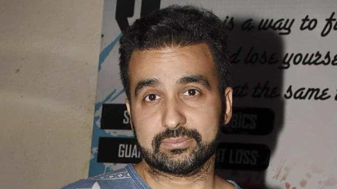 Raj Kundra: ಚಿತ್ರರಂಗದಲ್ಲಿ ಕಷ್ಟಪಡುತ್ತಿದ್ದ ಯುವತಿಯರೇ ರಾಜ್ ಕುಂದ್ರಾ ಮತ್ತು ಇತರ ಆರೋಪಿಗಳ ದಂಧೆಗೆ ಟಾರ್ಗೆಟ್ Raj Kundra: ಚಿತ್ರರಂಗದಲ್ಲಿ ಕಷ್ಟಪಡುತ್ತಿದ್ದ ಯುವತಿಯರೇ ರಾಜ್ ಕುಂದ್ರಾ ಮತ್ತು ಇತರ ಆರೋಪಿಗಳ ದಂಧೆಗೆ ಟಾರ್ಗೆಟ್