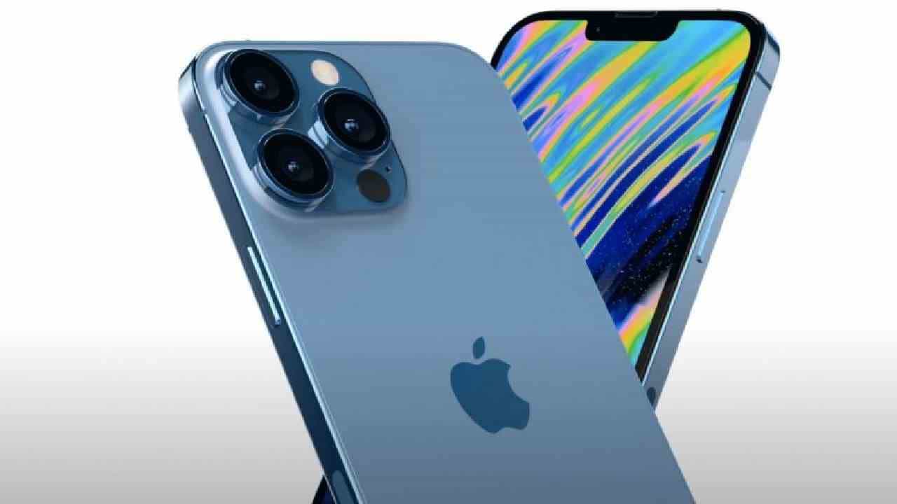 ಜನಪ್ರಿಯ ಟೆಕ್ ಕಂಪೆನಿ ಆ್ಯಪಲ್ (Apple iPhone 13) ತನ್ನ ಸ್ಮಾರ್ಟ್ಫೋನ್ ಸರಣಿಯ ಹೊಚ್ಚ ಹೊಸ ಮೊಬೈಲ್ ಐಫೋನ್ 13 ಸೆಪ್ಟೆಂಬರ್ 14 ರಂದು ಅನಾವರಣಗೊಳಿಸಲಿದೆ. ಮಂಗಳವಾರ ನಡೆಯಲಿರುವ ಆ್ಯಪಲ್ ಈವೆಂಟ್ನಲ್ಲಿ ಹೊಸ ಫೋನ್ ಹಾಗ ಆ್ಯಪಲ್ ವಾಚ್ ಸಿರೀಸ್ 7 ಅನ್ನು ಪರಿಚಯಿಸಲಿದೆ. ಅಷ್ಟೇ ಅಲ್ಲದೆ ಇದೇ ವಾರದಿಂದ ಅಂದರೆ ಸೆಪ್ಟೆಂಬರ್ 17 ರಿಂದ ಆ್ಯಪಲ್ ಉತ್ಪನ್ನಗಳು ಗ್ರಾಹಕರ ಕೈ ಸೇರಲಿದೆ ಎಂದು ವರದಿಯಾಗಿದೆ.
