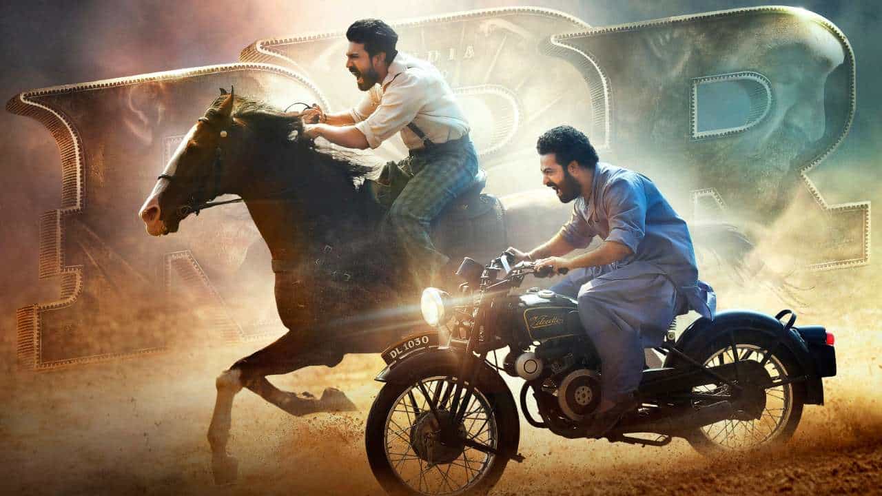 RRR Release Date: ಬಹುನಿರೀಕ್ಷಿತ ‘ಆರ್ಆರ್ಆರ್’ ಚಿತ್ರದ ಬಿಡುಗಡೆಯನ್ನು ಮುಂದೂಡಿದ ಚಿತ್ರತಂಡ; ಕಾರಣವೇನು? RRR Release Date: ಬಹುನಿರೀಕ್ಷಿತ ‘ಆರ್ಆರ್ಆರ್’ ಚಿತ್ರದ ಬಿಡುಗಡೆಯನ್ನು ಮುಂದೂಡಿದ ಚಿತ್ರತಂಡ; ಕಾರಣವೇನು?