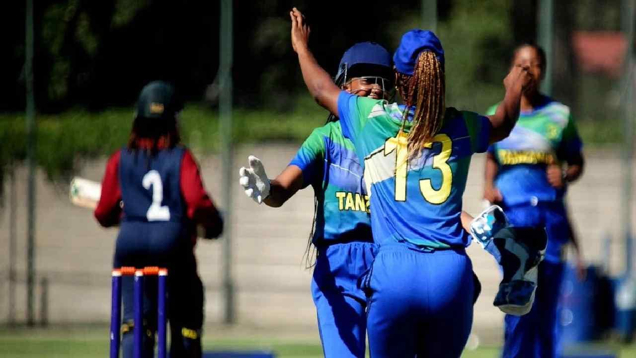T20 Records: ಭರ್ಜರಿ ಜಯದೊಂದಿಗೆ ಟಿ20 ಕ್ರಿಕೆಟ್ನಲ್ಲಿ ಹೊಸ ದಾಖಲೆ ಬರೆದ ತಾಂಜಾನಿಯಾ T20 Records: ಭರ್ಜರಿ ಜಯದೊಂದಿಗೆ ಟಿ20 ಕ್ರಿಕೆಟ್ನಲ್ಲಿ ಹೊಸ ದಾಖಲೆ ಬರೆದ ತಾಂಜಾನಿಯಾ