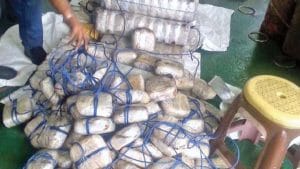 ಗುಜರಾತ್​ನ ಮುಂದ್ರಾ ಬಂದರಿನಲ್ಲಿ 2,100 ಕೋಟಿ ರೂ. ಮೌಲ್ಯದ 3,000 ಕೆಜಿ ಡ್ರಗ್ಸ್ ವಶ