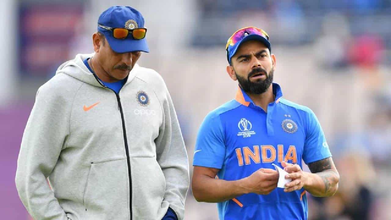 Virat Kohli: ವಿರಾಟ್ ಕೊಹ್ಲಿಗೆ ನಾಯಕತ್ವ ಆಗಲ್ಲ, ಬಿಟ್ಟು ಬಿಡು ಎಂದಿದ್ದ ಕೋಚ್ ರವಿ ಶಾಸ್ತ್ರಿ Virat Kohli: ವಿರಾಟ್ ಕೊಹ್ಲಿಗೆ ನಾಯಕತ್ವ ಆಗಲ್ಲ, ಬಿಟ್ಟು ಬಿಡು ಎಂದಿದ್ದ ಕೋಚ್ ರವಿ ಶಾಸ್ತ್ರಿ