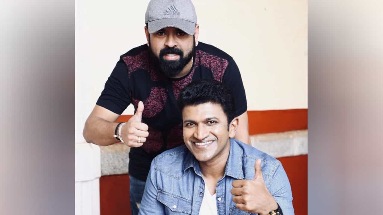 ಪುನೀತ್, ಸಂತೋಷ್ ಆನಂದರಾಮ್, ಹೊಂಬಾಳೆ ಫಿಲ್ಮ್ಸ್ ಕಾಂಬಿನೇಷನ್ನಲ್ಲಿ ಹೊಸ ಚಿತ್ರ; ಸೆಟ್ಟೇರೋದು ಯಾವಾಗ? ಪುನೀತ್, ಸಂತೋಷ್ ಆನಂದರಾಮ್, ಹೊಂಬಾಳೆ ಫಿಲ್ಮ್ಸ್ ಕಾಂಬಿನೇಷನ್ನಲ್ಲಿ ಹೊಸ ಚಿತ್ರ; ಸೆಟ್ಟೇರೋದು ಯಾವಾಗ?