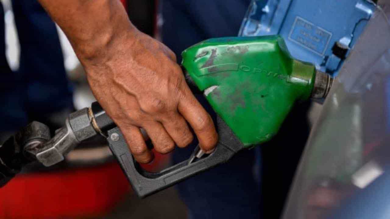 Petrol Price Today: ಇಂದು ಲೀಟರ್​ ಪೆಟ್ರೋಲ್​, ಡೀಸೆಲ್​ ಬೆಲೆಯಲ್ಲಿ 35 ಪೈಸೆ ಹೆಚ್ಚಳ