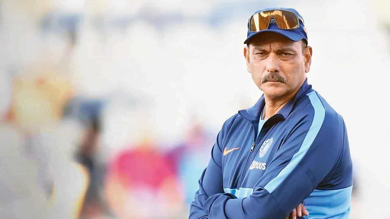 Ravi Shastri: ಟಿ-20 ವಿಶ್ವಕಪ್ ಬಳಿಕ ಕೋಚ್ ಹುದ್ದೆಗೆ ರಾಜೀನಾಮೆ: ಸುಳಿವು ನೀಡಿದ ರವಿಶಾಸ್ತ್ರಿ Ravi Shastri: ಟಿ-20 ವಿಶ್ವಕಪ್ ಬಳಿಕ ಕೋಚ್ ಹುದ್ದೆಗೆ ರಾಜೀನಾಮೆ: ಸುಳಿವು ನೀಡಿದ ರವಿಶಾಸ್ತ್ರಿ