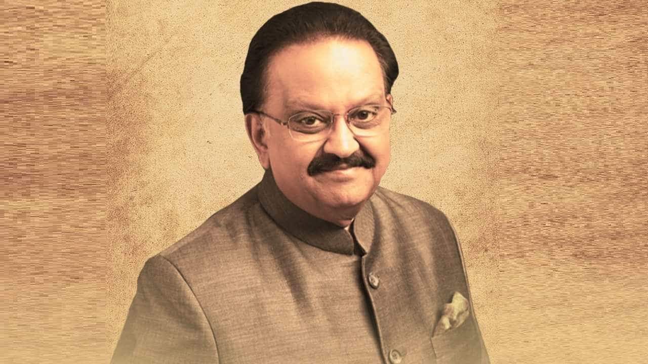 SPB Death Anniversary: ಎಸ್ಪಿಬಿ ನಿಧನರಾಗಿ ಒಂದು ವರ್ಷ; ಮಹಾನ್ ಗಾಯಕನ ಪುಣ್ಯಸ್ಮರಣೆಗೆ ವಿಶೇಷ ಹಾಡು, ನುಡಿ ನಮನ SPB Death Anniversary: ಎಸ್ಪಿಬಿ ನಿಧನರಾಗಿ ಒಂದು ವರ್ಷ; ಮಹಾನ್ ಗಾಯಕನ ಪುಣ್ಯಸ್ಮರಣೆಗೆ ವಿಶೇಷ ಹಾಡು, ನುಡಿ ನಮನ