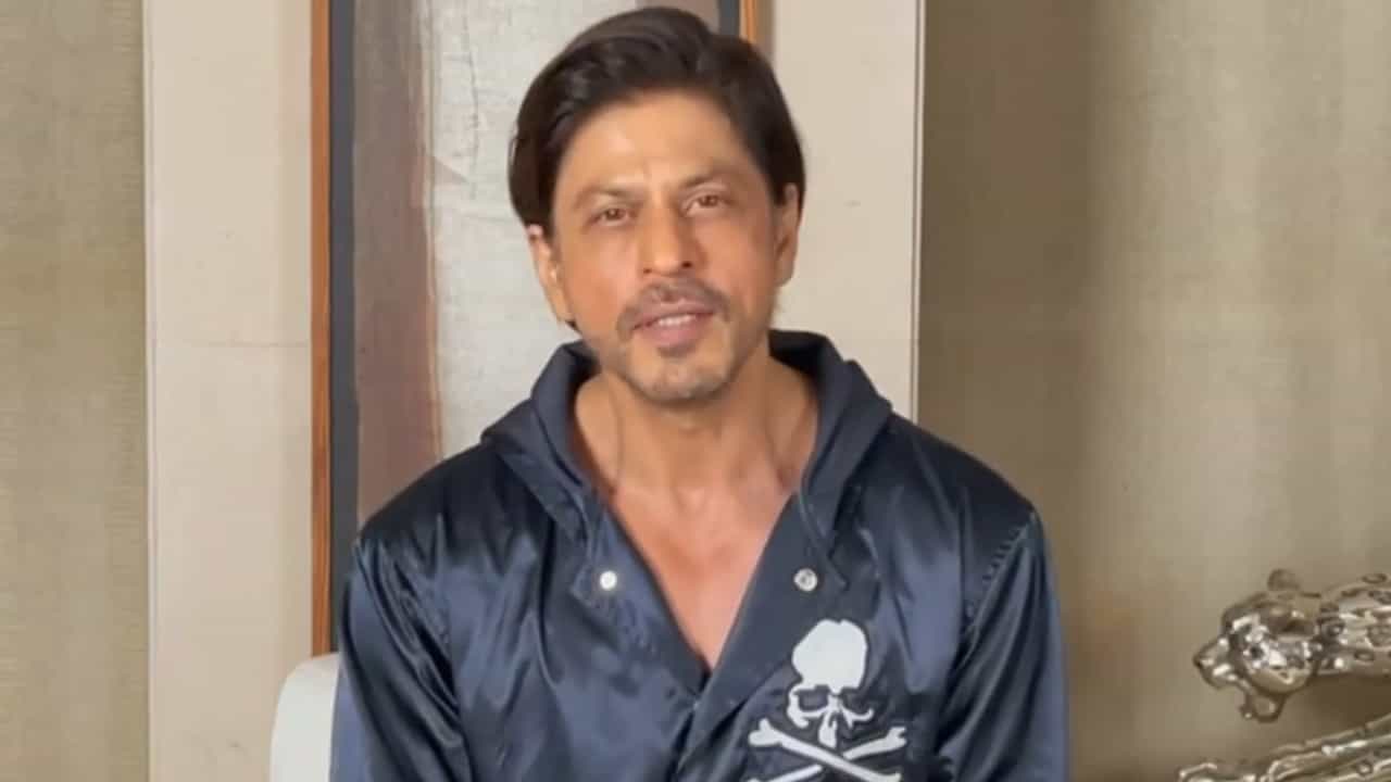 Shah Rukh Khan: ಬಾಲಿವುಡ್ ನಟ ಶಾರುಖ್ ಖಾನ್, ನಟಿ ಅನನ್ಯಾ ಪಾಂಡೆ ನಿವಾಸದ ಮೇಲೆ NCB ದಾಳಿ?; ಇಲ್ಲಿದೆ ಅಸಲಿ ಮಾಹಿತಿ Shah Rukh Khan: ಬಾಲಿವುಡ್ ನಟ ಶಾರುಖ್ ಖಾನ್, ನಟಿ ಅನನ್ಯಾ ಪಾಂಡೆ ನಿವಾಸದ ಮೇಲೆ NCB ದಾಳಿ?; ಇಲ್ಲಿದೆ ಅಸಲಿ ಮಾಹಿತಿ