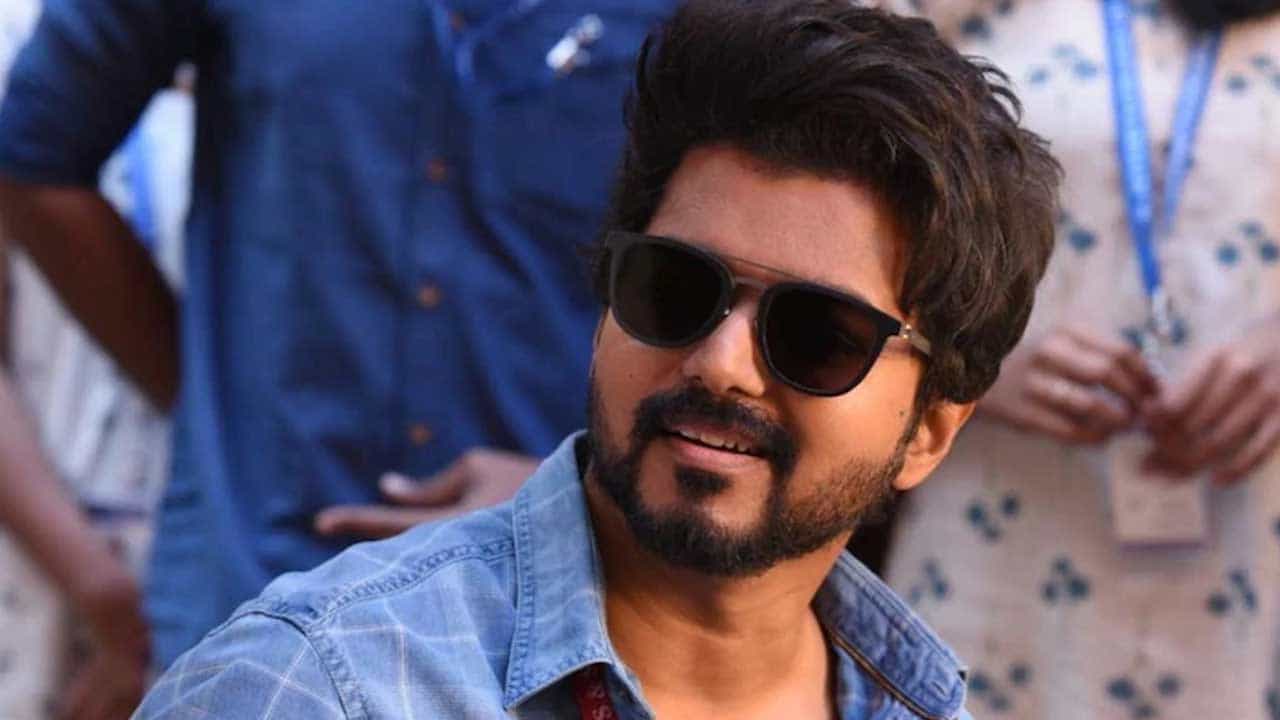 ದಳಪತಿ ವಿಜಯ್ ಮನೆಗೆ ಬಾಂಬ್ ಇಟ್ಟಿದ್ದೇವೆಂದು ಬೆದರಿಕೆ; ಮುಂದೇನಾಯ್ತು? ದಳಪತಿ ವಿಜಯ್ ಮನೆಗೆ ಬಾಂಬ್ ಇಟ್ಟಿದ್ದೇವೆಂದು ಬೆದರಿಕೆ; ಮುಂದೇನಾಯ್ತು?