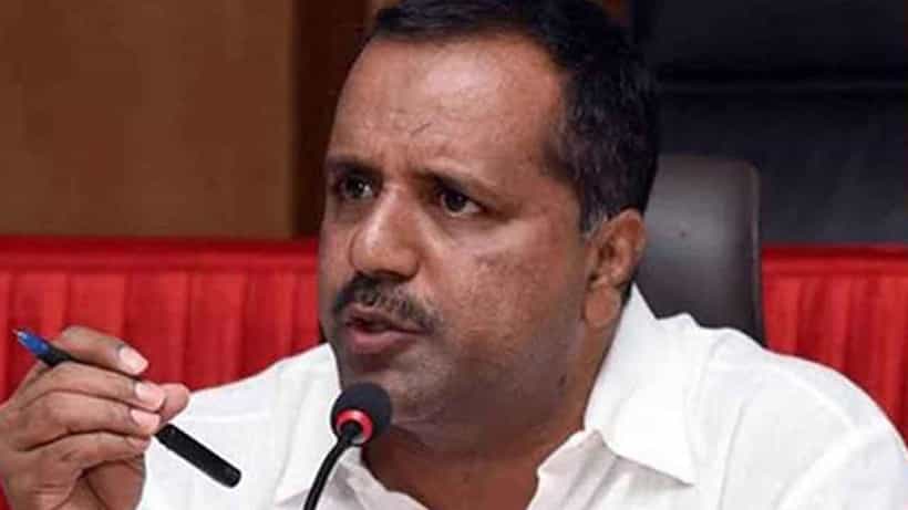 ಹೊಡೆಯುವ ಅಧಿಕಾರ ಕೊಟ್ಟಿದ್ದು ಯಾರು: ನೈತಿಕ ಪೊಲೀಸ್ಗಿರಿಗೆ ಕಡಿವಾಣ ಹಾಕಲು ಯುಟಿ ಖಾದರ್ ಆಗ್ರಹ