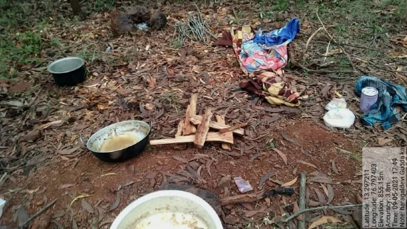 Gubbi forest officials shoot sandalwood smugglers 