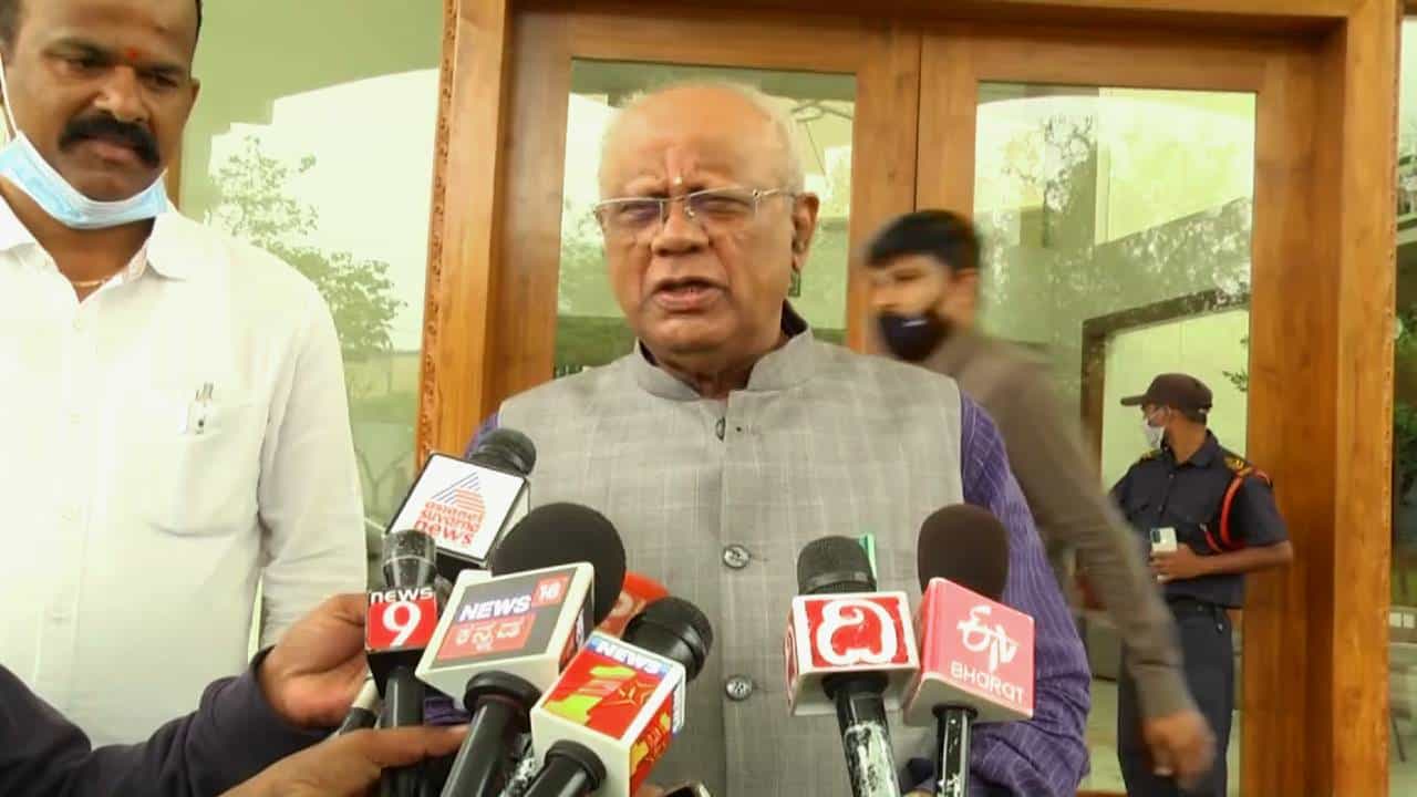 ದಾವಣಗೆರೆ: ಬೆಲೆ ಏರಿಕೆಯಾದ ತಕ್ಷಣ ವೈಭವೀಕರಣ ಮಾಡುವುದು ಬಿಡಿ; ಅಡುಗೆ ಎಣ್ಣೆ ದರದ ಬಗ್ಗೆ ಸಂಸದ ಜಿಎಂ ಸಿದ್ದೇಶ್ವರ್ ಹೇಳಿಕೆ