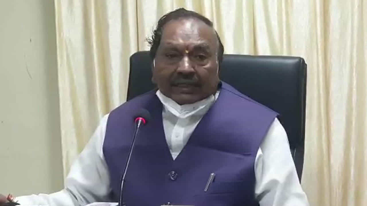 ಕಾಂಗ್ರೆಸ್ ನಾಯಕರು ಡಿಕ್ಷನರಿಯಲ್ಲಿ ಇಲ್ಲದ ಪದ ಬಳಸುತ್ತಿದ್ದಾರೆ; ಸಚಿವ ಈಶ್ವರಪ್ಪ ಹೇಳಿಕೆ
