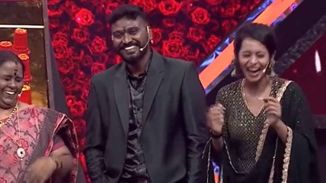 ‘ಬೀದಿಯಲ್ಲಿ ಹೋಗುವ ನಾಯಿಗೂ, ನನಗೂ ಒಂದೇ ಹೆಸರಲ್ಲಿ ಕರೀತಾಳೆ’; ಇಶಿತಾ ಬಗ್ಗೆ ಪತಿಯ ದೂರು ‘ಬೀದಿಯಲ್ಲಿ ಹೋಗುವ ನಾಯಿಗೂ, ನನಗೂ ಒಂದೇ ಹೆಸರಲ್ಲಿ ಕರೀತಾಳೆ’; ಇಶಿತಾ ಬಗ್ಗೆ ಪತಿಯ ದೂರು