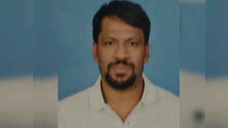 ಬಾಲಮಂದಿರದಲ್ಲಿ ಬಾಲಕಿ ಆತ್ಮಹತ್ಯೆ ಪ್ರಕರಣ: ಡೆತ್ ನೋಟ್ ಆಧರಿಸಿ ಕುಖ್ಯಾತ ರೌಡಿ ಅಶೋಕ್ ಪೈ ಪೊಲೀಸರ ವಶಕ್ಕೆ ಬಾಲಮಂದಿರದಲ್ಲಿ ಬಾಲಕಿ ಆತ್ಮಹತ್ಯೆ ಪ್ರಕರಣ: ಡೆತ್ ನೋಟ್ ಆಧರಿಸಿ ಕುಖ್ಯಾತ ರೌಡಿ ಅಶೋಕ್ ಪೈ ಪೊಲೀಸರ ವಶಕ್ಕೆ