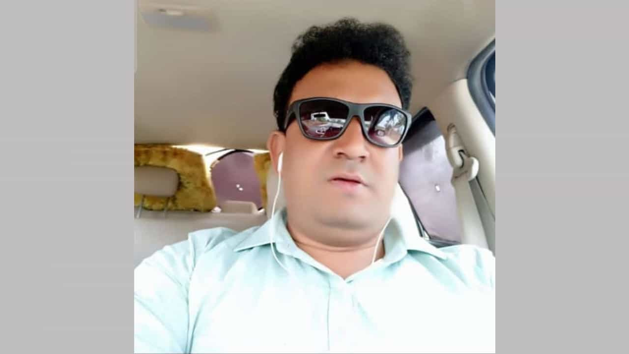 ಮೈಸೂರು: ತಹಶೀಲ್ದಾರ್ ಹುದ್ದೆಯಿಂದ ಮೋಹನ್ ಕುಮಾರ್ ಕೆಳಗಿಳಿಸಲು ಕೆಎಟಿ ಆದೇಶ ಮೈಸೂರು: ತಹಶೀಲ್ದಾರ್ ಹುದ್ದೆಯಿಂದ ಮೋಹನ್ ಕುಮಾರ್ ಕೆಳಗಿಳಿಸಲು ಕೆಎಟಿ ಆದೇಶ