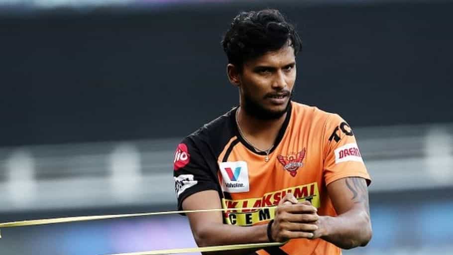 IPL 2021: ಟಿ. ನಟರಾಜನ್ಗೆ ಕೊರೊನಾ ಪಾಸಿಟಿವ್! ಸೋಂಕಿತನ ಸಂಪರ್ಕದಲ್ಲಿದ್ದ 6 ಸದಸ್ಯರ ವಿವರ ಇಲ್ಲಿದೆ IPL 2021: ಟಿ. ನಟರಾಜನ್ಗೆ ಕೊರೊನಾ ಪಾಸಿಟಿವ್! ಸೋಂಕಿತನ ಸಂಪರ್ಕದಲ್ಲಿದ್ದ 6 ಸದಸ್ಯರ ವಿವರ ಇಲ್ಲಿದೆ