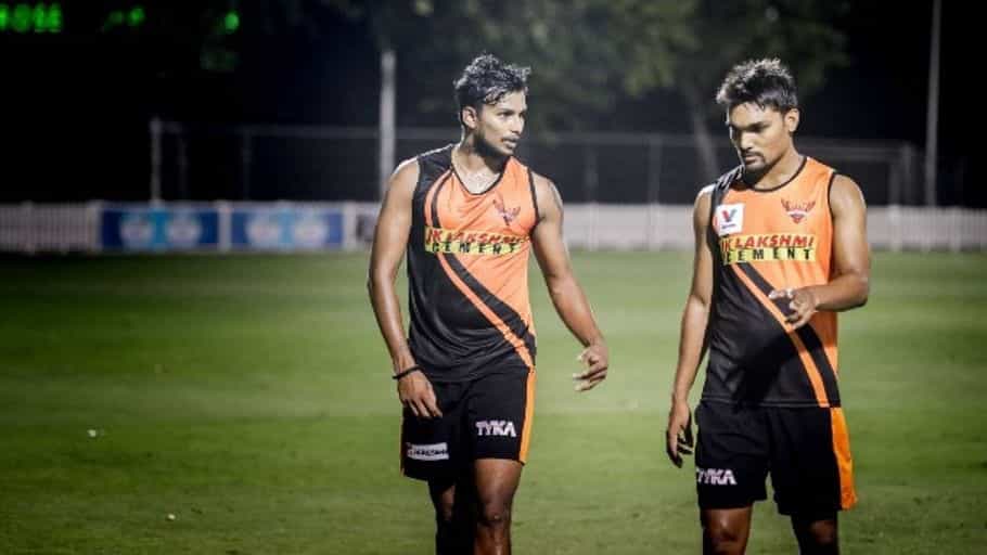 T20 World Cup: ನನಗೆ ಬೇಸರವಿಲ್ಲ! ಕೊರೊನಾ ಸೋಂಕಿತ ನಟರಾಜನ್ ಟಿ20 ವಿಶ್ವಕಪ್ ಆಯ್ಕೆಯ ಬಗ್ಗೆ ಹೇಳಿದ್ದಿದು T20 World Cup: ನನಗೆ ಬೇಸರವಿಲ್ಲ! ಕೊರೊನಾ ಸೋಂಕಿತ ನಟರಾಜನ್ ಟಿ20 ವಿಶ್ವಕಪ್ ಆಯ್ಕೆಯ ಬಗ್ಗೆ ಹೇಳಿದ್ದಿದು