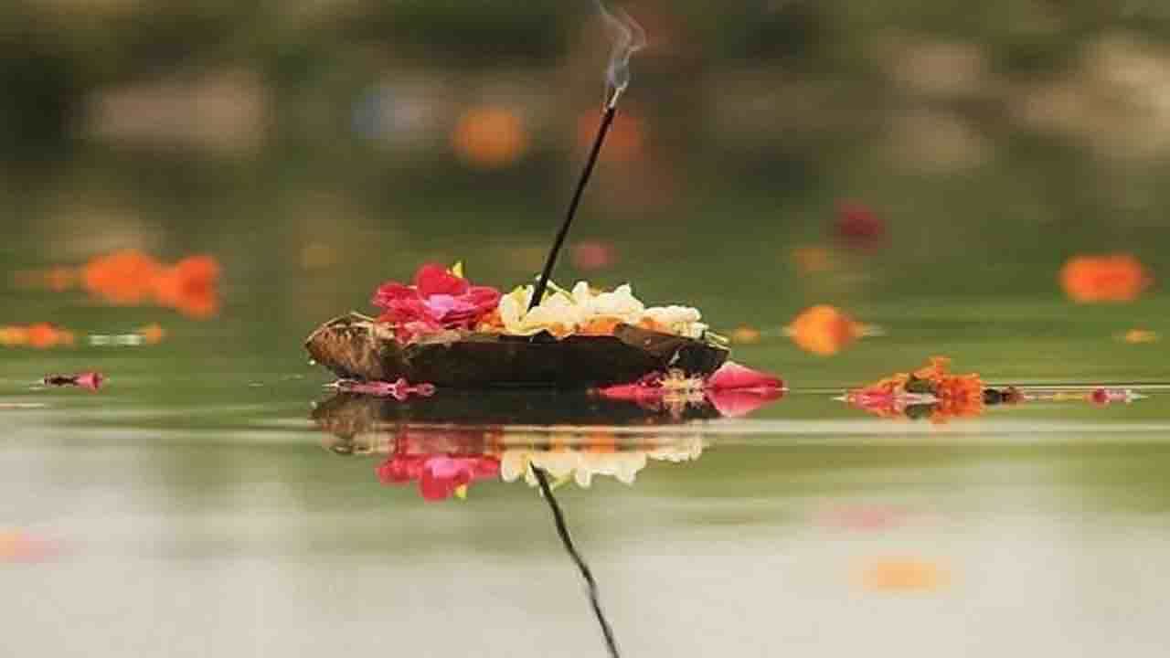 Pitru Paksha 2021: ಪಿತೃ ಪಕ್ಷದ ಅವಧಿಯಲ್ಲಿ ಏನು ಮಾಡಬೇಕು, ಏನು ಮಾಡಬಾರದು? Pitru Paksha 2021: ಪಿತೃ ಪಕ್ಷದ ಅವಧಿಯಲ್ಲಿ ಏನು ಮಾಡಬೇಕು, ಏನು ಮಾಡಬಾರದು?